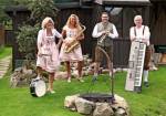 Silvestertanz mit "A-Round-Music"