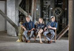 Die Fexer / Support: Hulzstoussboum Die Fexer / Support: Hulzstoussboum