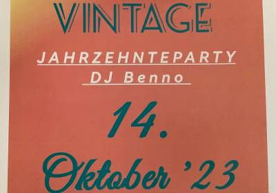 Jahrzehnteparty mit DJ Benno