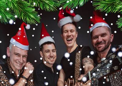 Grosser Weihnachtsball der Cagey Strings