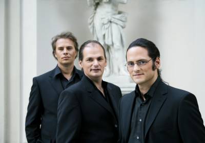 Play Bach mit den Klazz Brothers