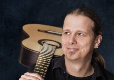 Stefan Eichner spielt Reinhard Mey