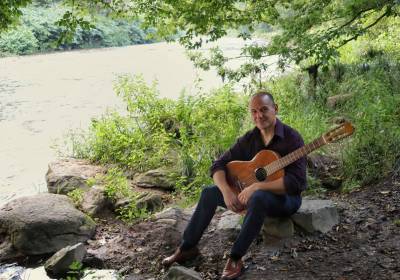 Von Träumen und Gelbbauchunken: Chansons in Prosa