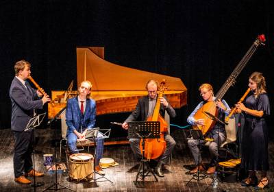 Hoch soll er leben! - Apollo’s Cabinet