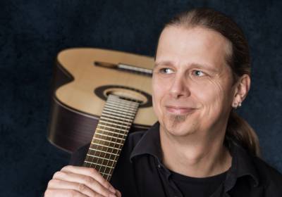 Stefan Eichner spielt Reinhard Mey