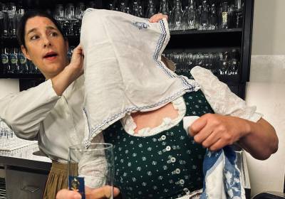 Weiberwirtschaft – drei san zwoa z vui...