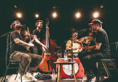 Django 3000 unplugged