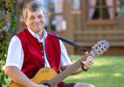 Bäff Piendl: Kina daat i scho! Open Air