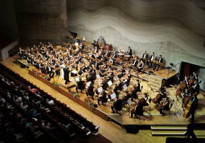 Sinfonie aus der Neuen Welt