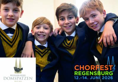 Regensburger Domspatzen: Durchs Licht zum Frieden