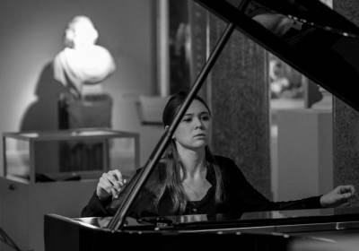 Darya Dadykina - Klaviernachmittag