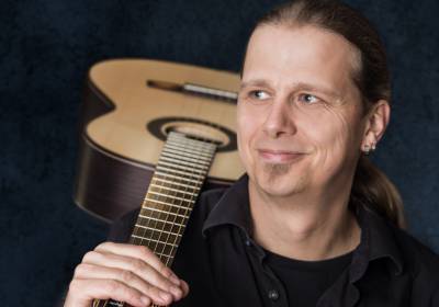 Stefan "Das Eich" Eichner spielt Reinhard Mey