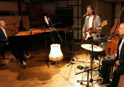 Songs & Stories live