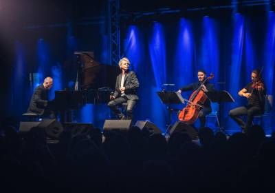 4PJUR - Markus Engelstaedter/Rock meets Klassik
