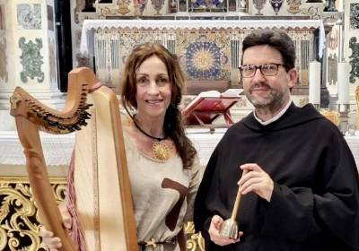 Adventskonzert mit Sabine Lindner & Pater Jeremias